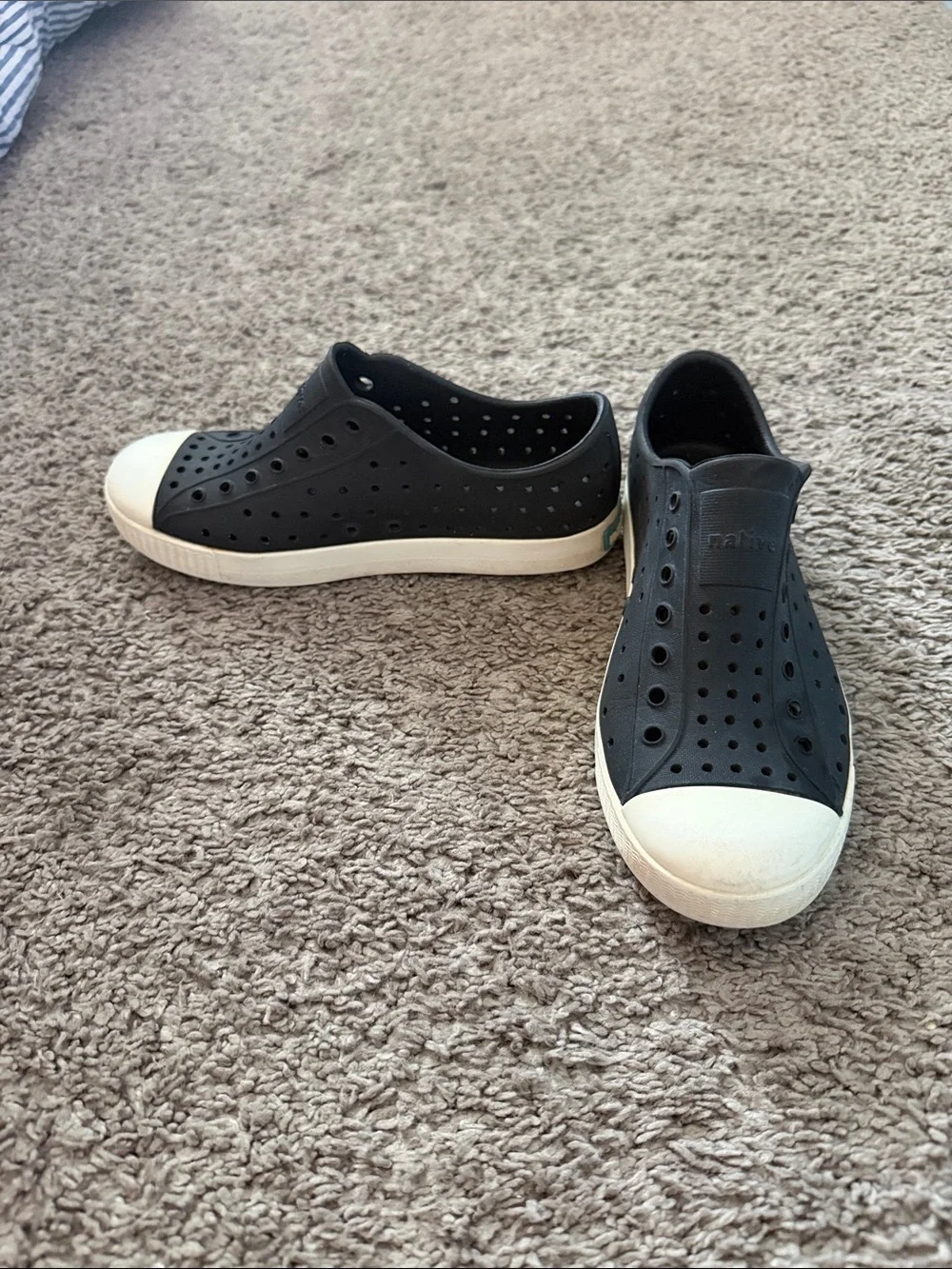 Native Kids Water Shoe Slip-On in Black with White Toe